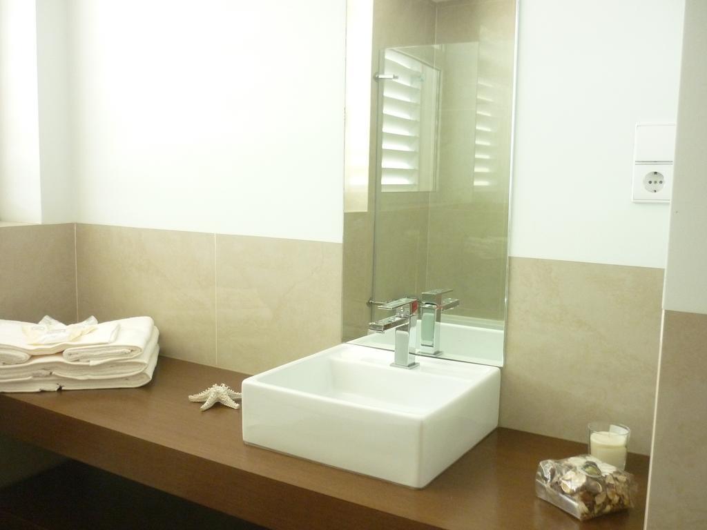 فيلا نوفا دي غايا Almenara Suites Guest House المظهر الخارجي الصورة